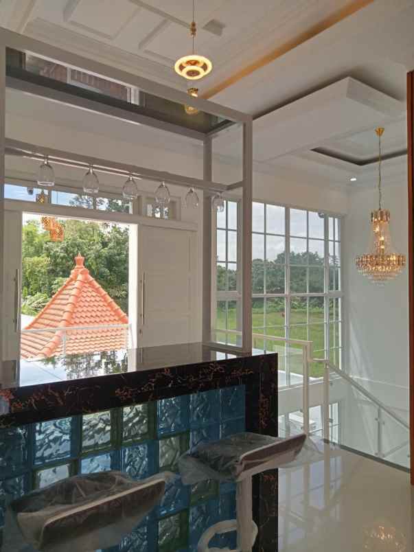 dijual villa potorono banguntapan