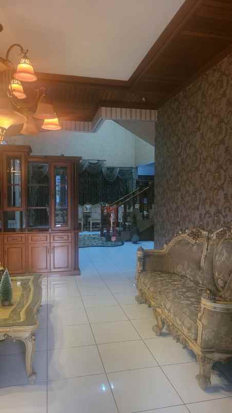 disewa rumah besar siaphuni di duren sawit