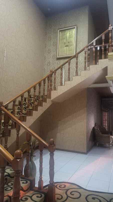 disewa rumah besar siaphuni di duren sawit