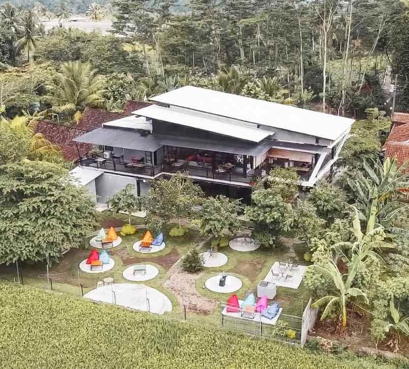 disewakan gedung cafe furniture dan peralatan cafe