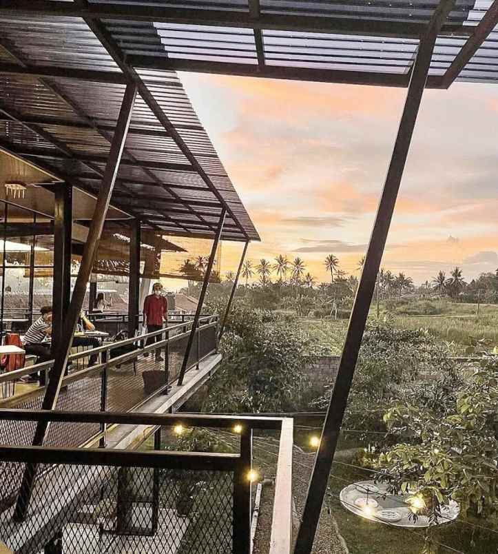 disewakan gedung cafe furniture dan peralatan cafe