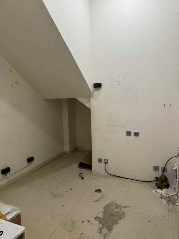 disewakan gedung perkantoran di jatiwaringin bekasi