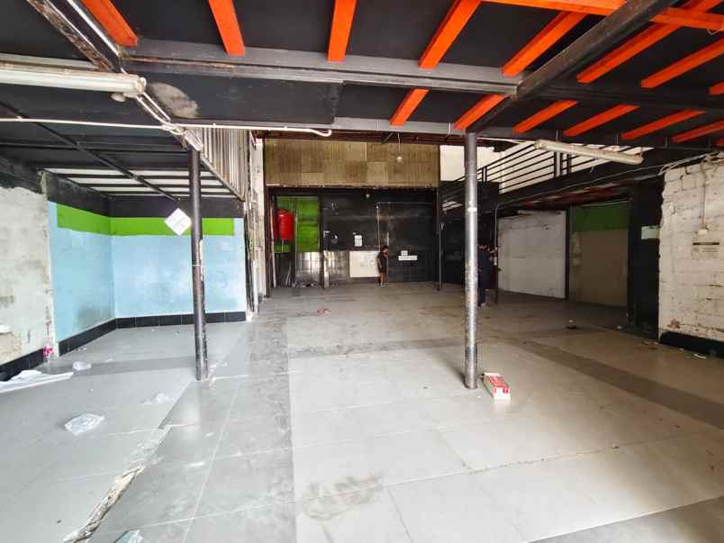 disewakan ruang usaha di jatiwaringin jakarta timur