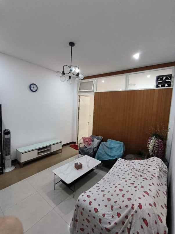 disewakan ruko gudang kantor dharmahusada