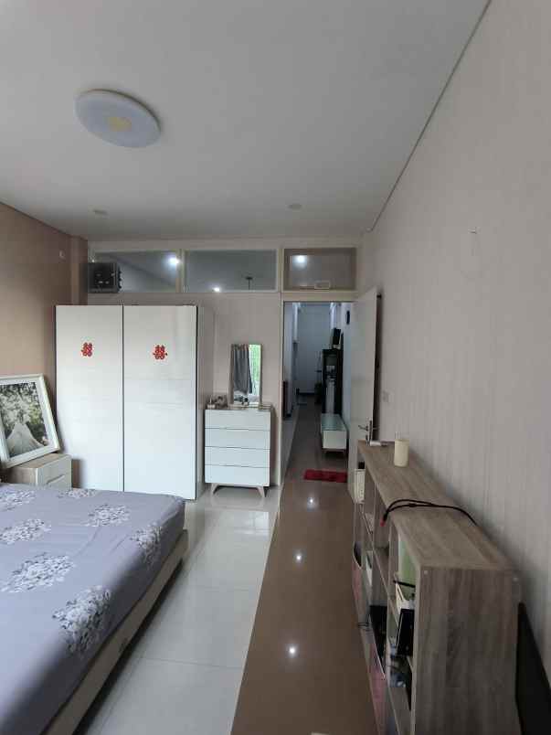 disewakan ruko gudang kantor dharmahusada