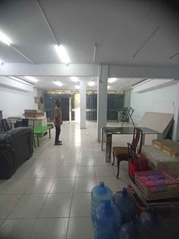 disewakan ruko gudang kantor dharmahusada