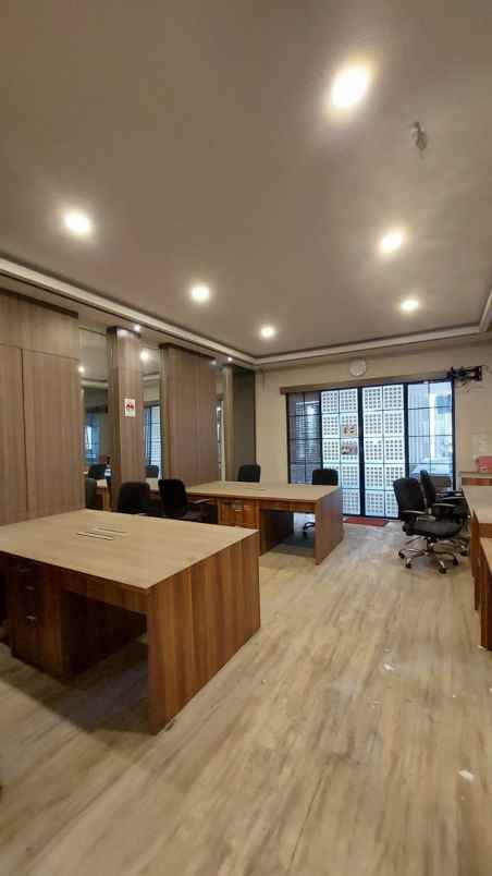 disewakan ruko gudang kantor merr
