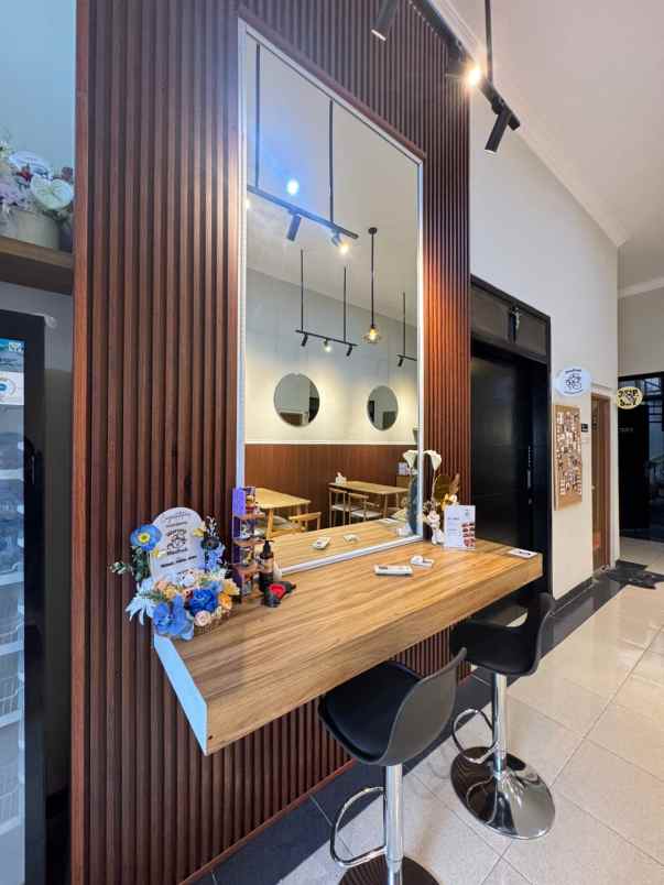 disewakan rumah babatan pantai