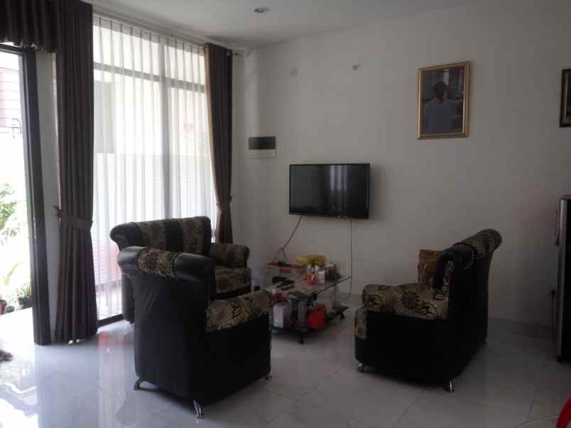 disewakan rumah lavon swan city cluster allura