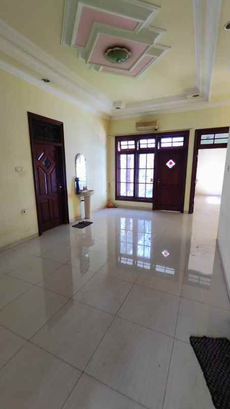 disewakan rumah lebak