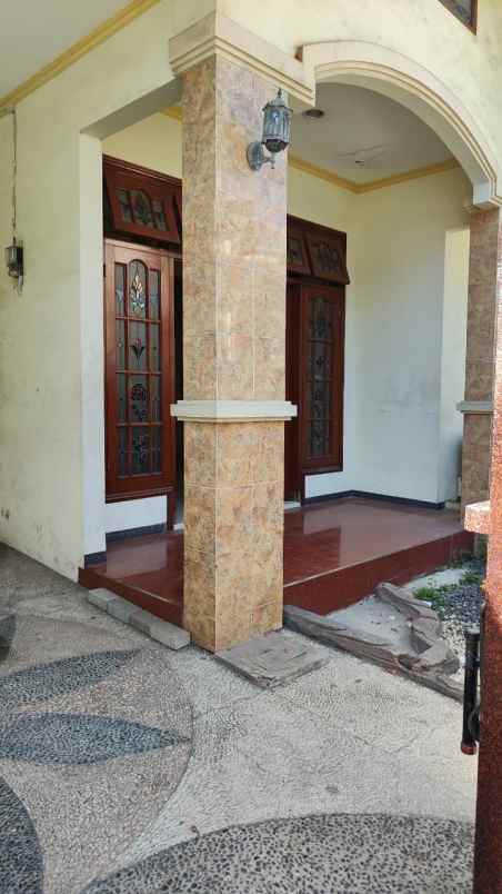 disewakan rumah lebak
