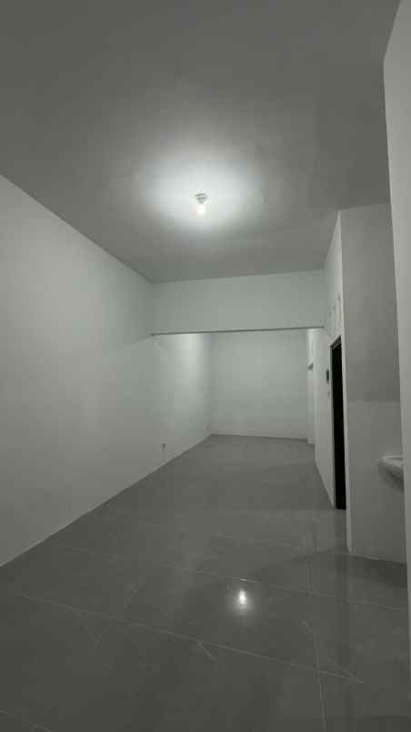 disewakan rumah pantai mentari