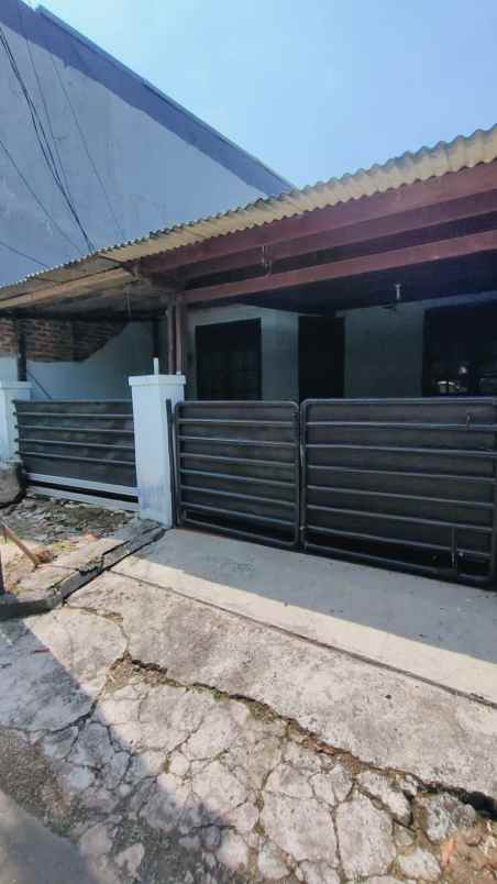 disewakan rumah siap huni di permata pamulang