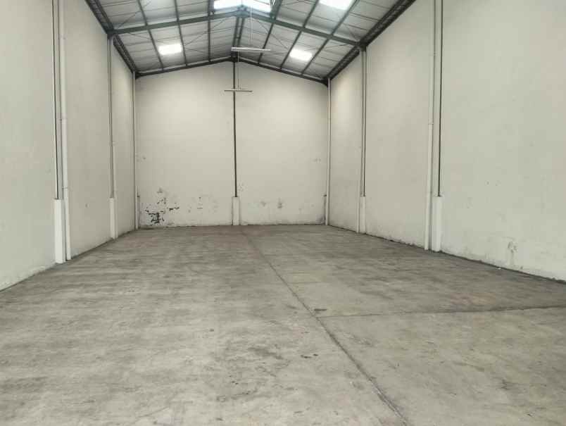 gudang siap pakai di bizpark 3 medan satria bekasi