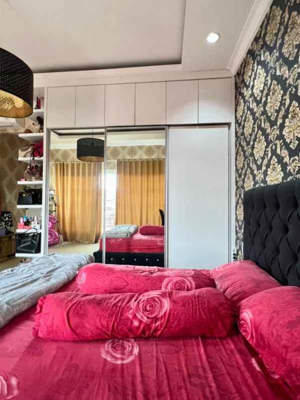 jual cepat rumah cluster di karawaci semi furnished