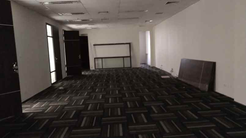 jual ruang kantor sahid sudirman semi furnished