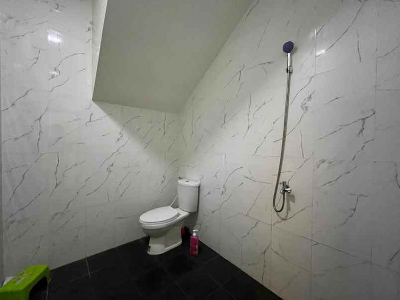 jual rumah 2 lantai bekasi jatiasih jatimekar