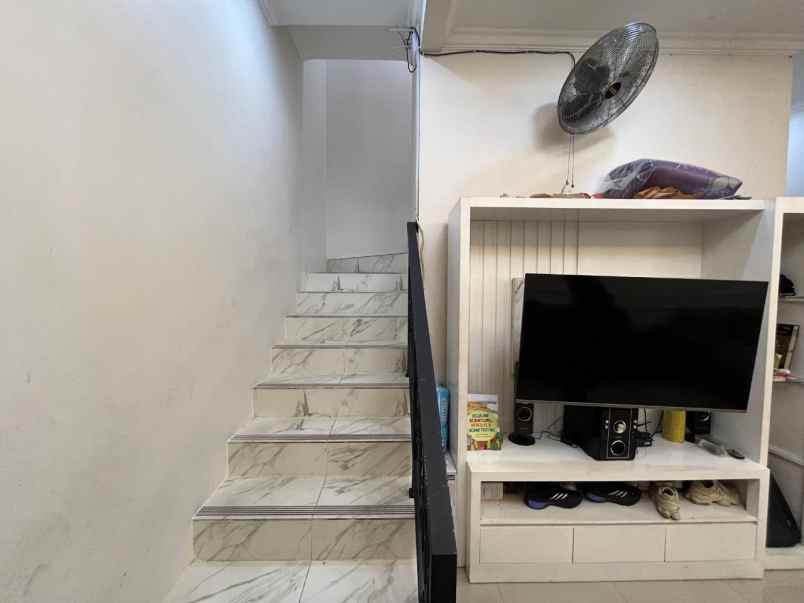 jual rumah 2 lantai bekasi jatiasih jatimekar