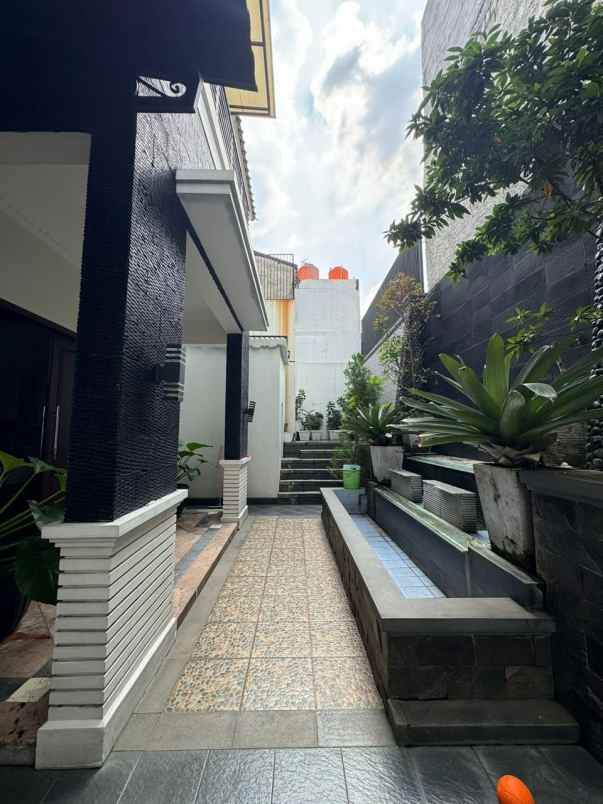 jual rumah di bambu apus cipayung jakarta timur