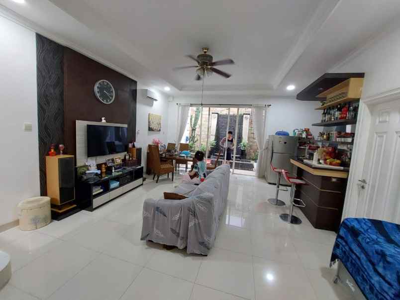 jual rumah furnished citra 2 jak bar