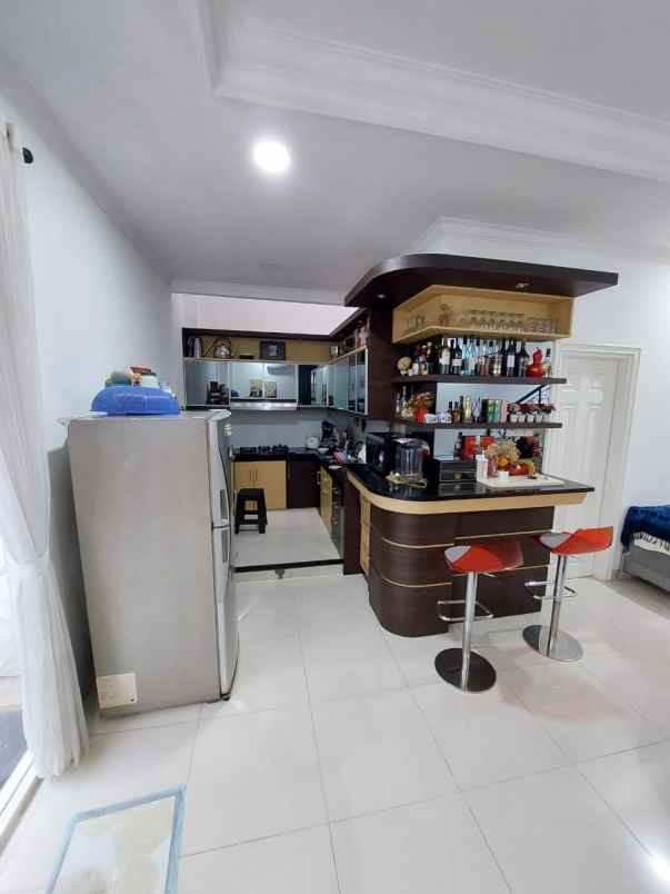 jual rumah furnished citra 2 jak bar