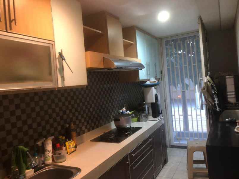 jual rumah furnished puri grisenda pik