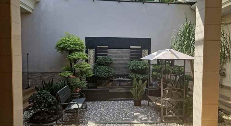 jual rumah mewah siap huni di jalan gununglaya cirebon