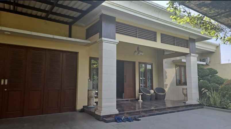 jual rumah mewah siap huni di jalan gununglaya cirebon