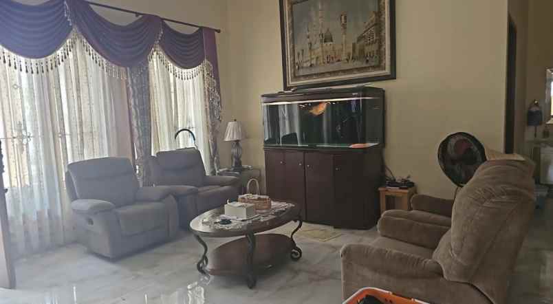 jual rumah mewah siap huni di jalan gununglaya cirebon