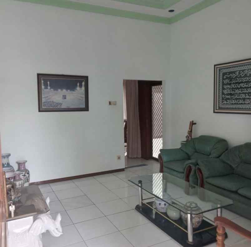 jual rumah shm kawasan jalan manyar kartika surabaya