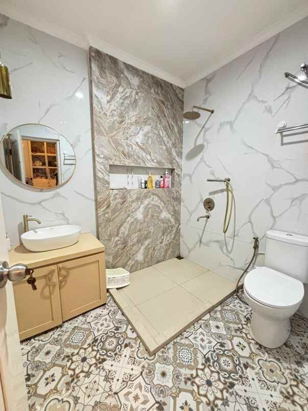 jual rumah siap huni kota wisata cibubur