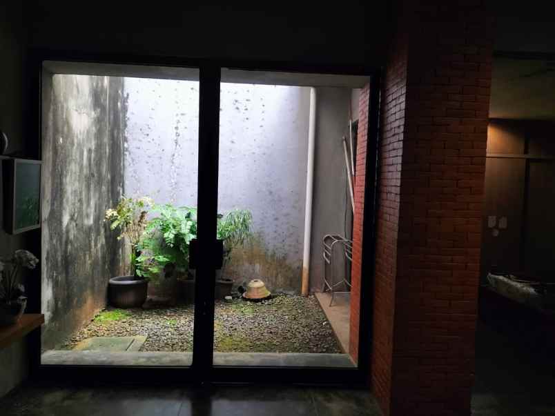 jual rumah tinggal dan kosan di jalan setiabudi