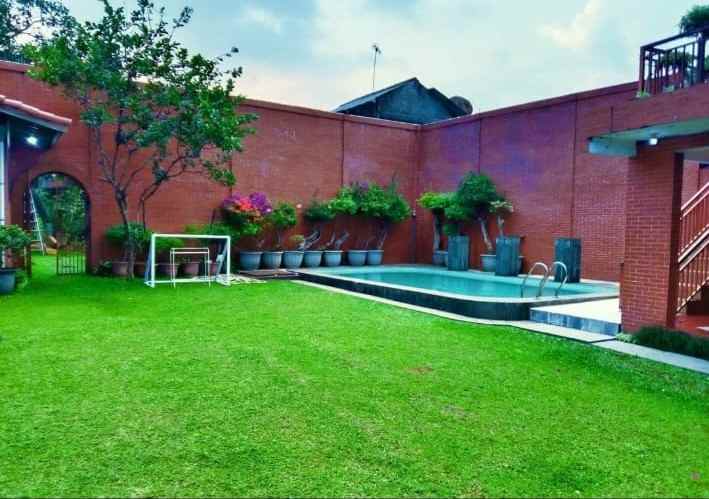 jual villa luas cantik di cisarua kab bogor