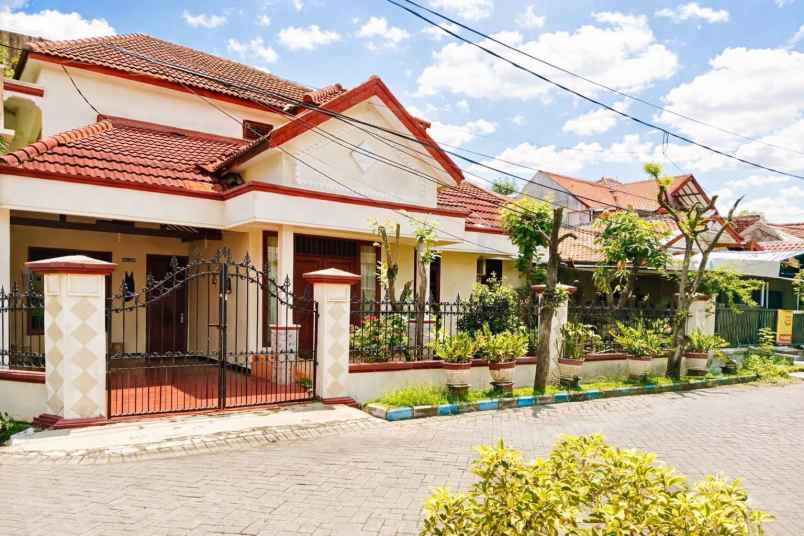 kompleks merpati kehutanan sedati