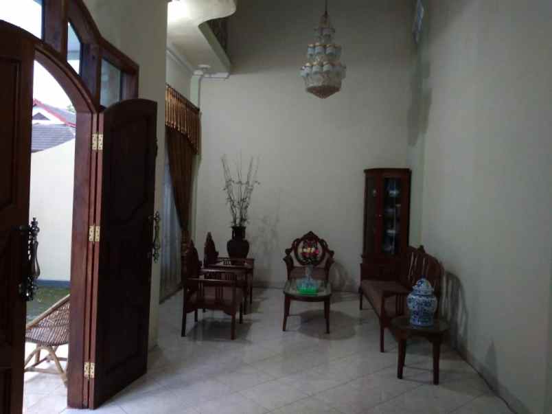 kost jl sulawesi utara ringroad