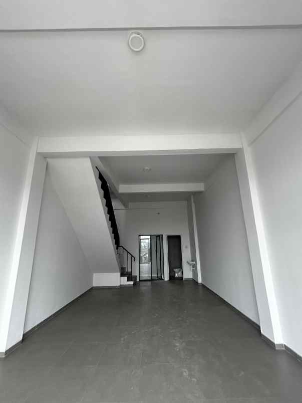 ruko grand easten 3 lantai area timur surabaya
