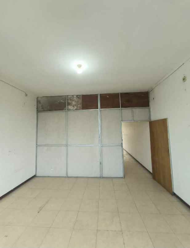 ruko nirwana eksekutif dekat merr klampis sukolilo dnd