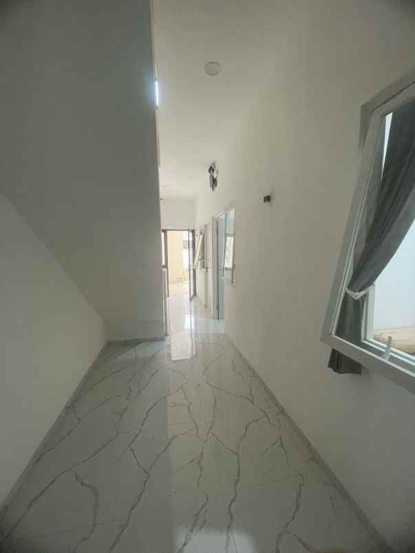 rukost premium dekat berbagai kampus