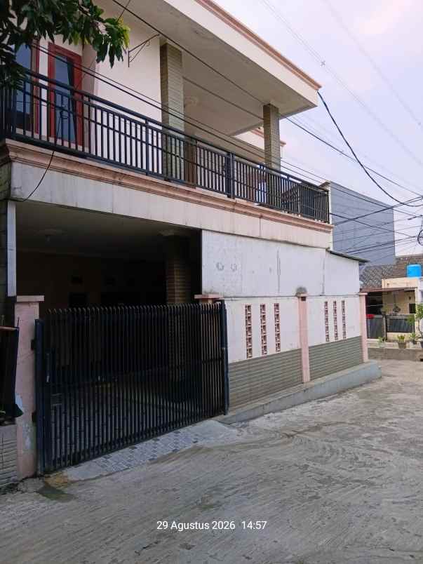 rumah 2 lantai nyaman siap huni di sukmajaya depok