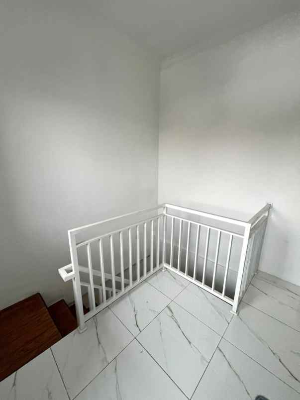 rumah 2 lantai siap huni mutiara gading city bekasi