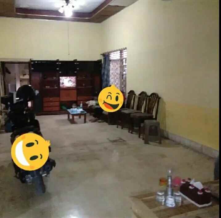 rumah 2 lantai tepi jalan dekat wahisin pasuruan kota