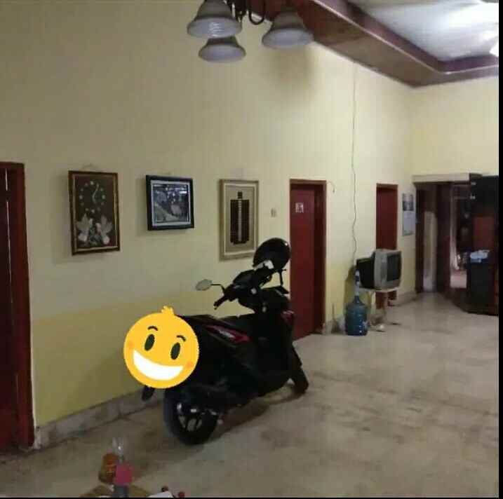 rumah 2 lantai tepi jalan dekat wahisin pasuruan kota