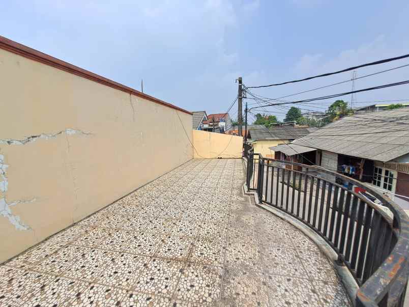 rumah 2lantai murah dekat tol cikunir di jaka setia