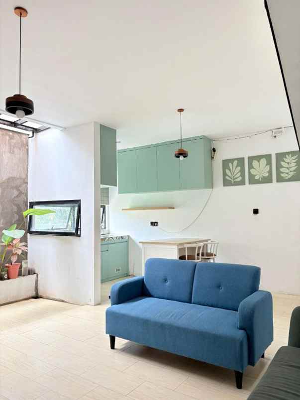 rumah 5 kamar dengan disain menarik cipageran cimahi