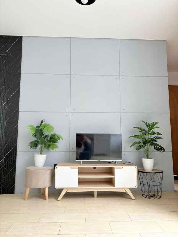 rumah 5 kamar dengan disain menarik cipageran cimahi