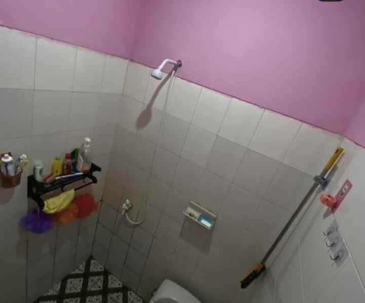 rumah asri 5 menit stasiun cilebut