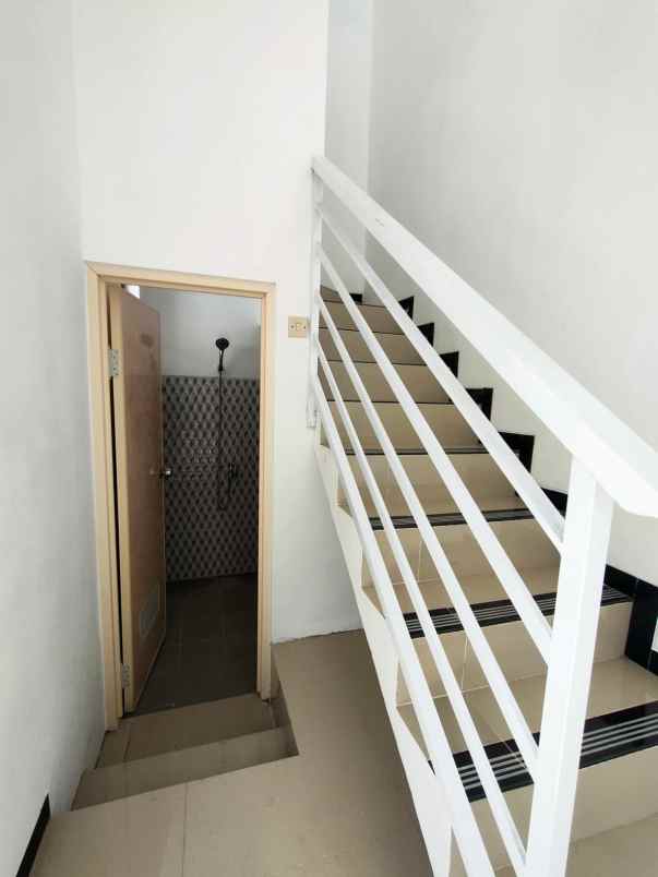 rumah baru ala villa siap huni di kepuharjo malang