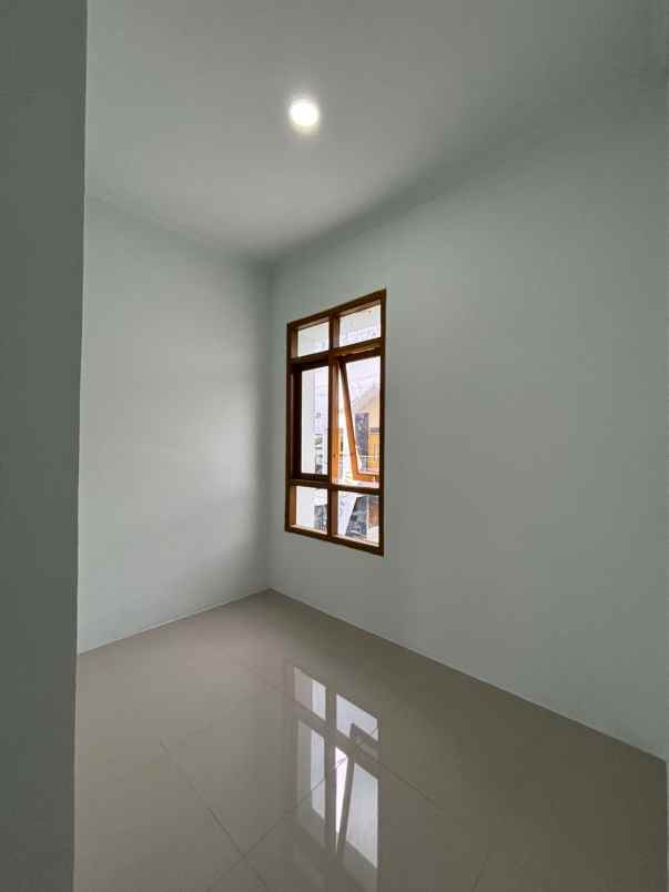 rumah baru cluster 2 lantai di perwira bekasi utara