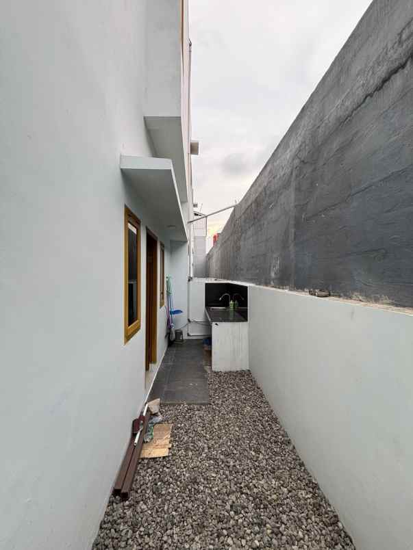 rumah baru cluster 2 lantai di perwira bekasi utara