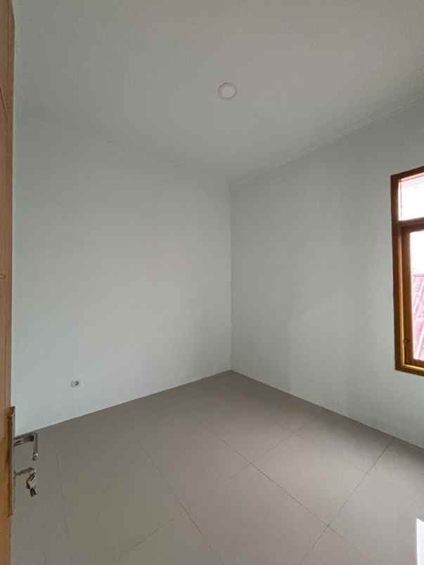 rumah baru cluster 2 lantai di perwira bekasi utara